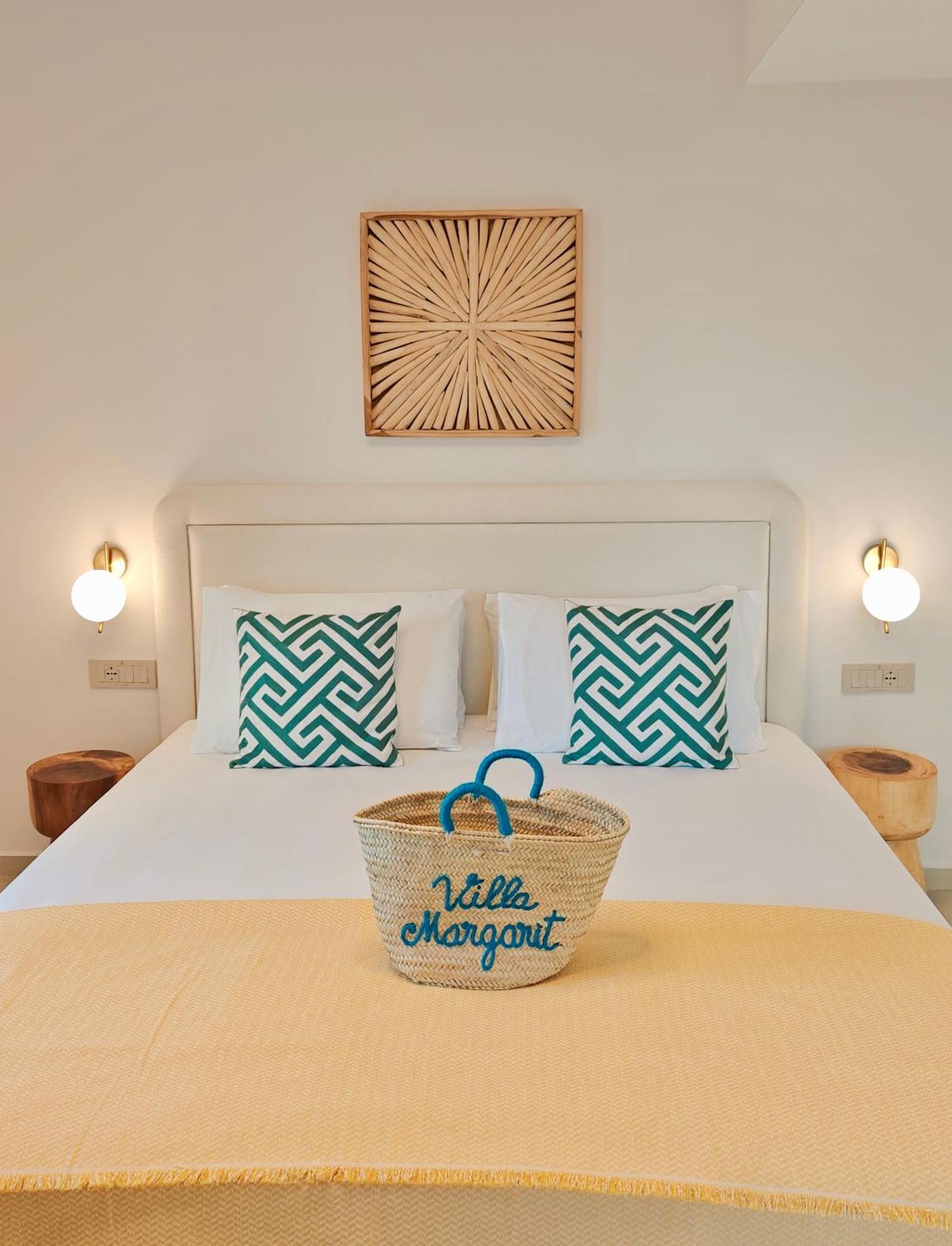 Margarit Boutique * Sarandë